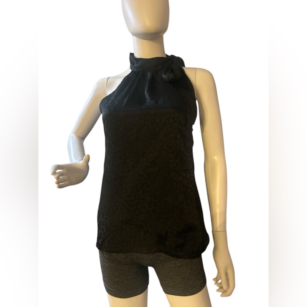 Be cool Black Sleeveless Halter Top size S